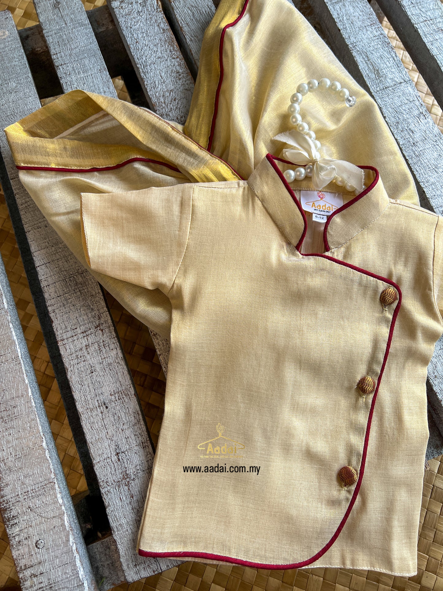 Kumaresh Gold - Marron Piping