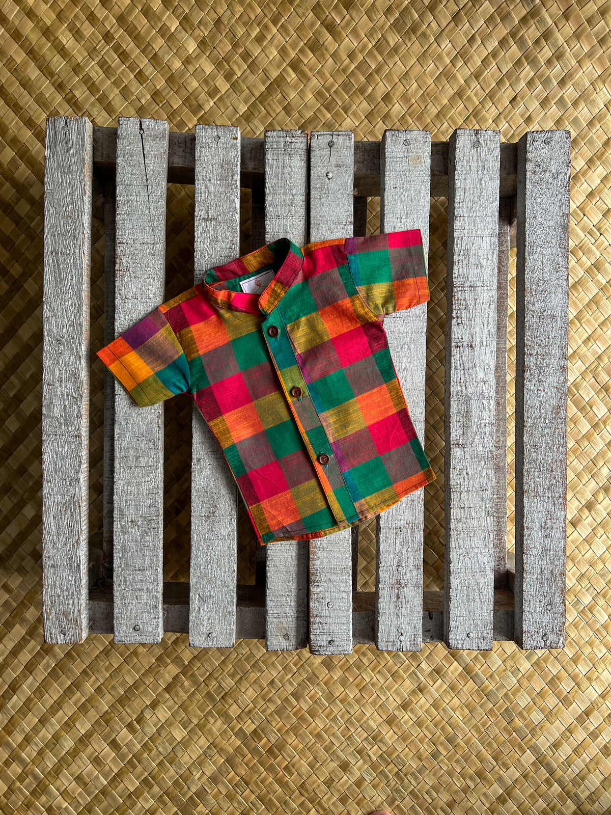 Varnam - Short Sleeve Shirt