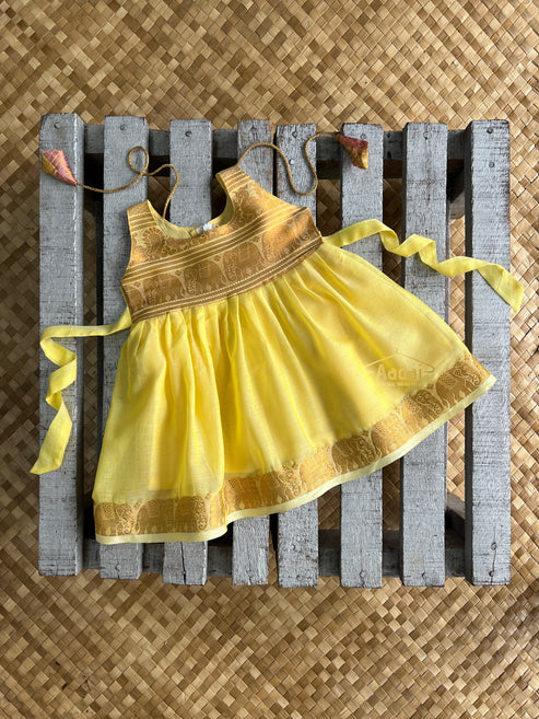 Kanmani - Chamomile Yellow